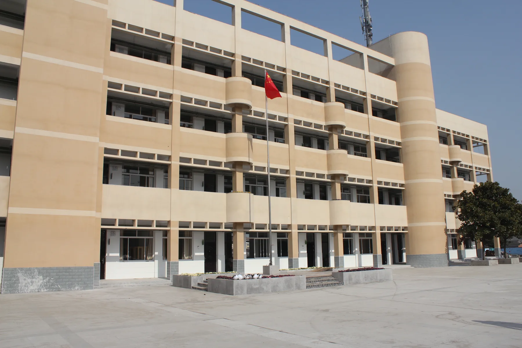 浦口区永宁中学教学楼加固改造工程